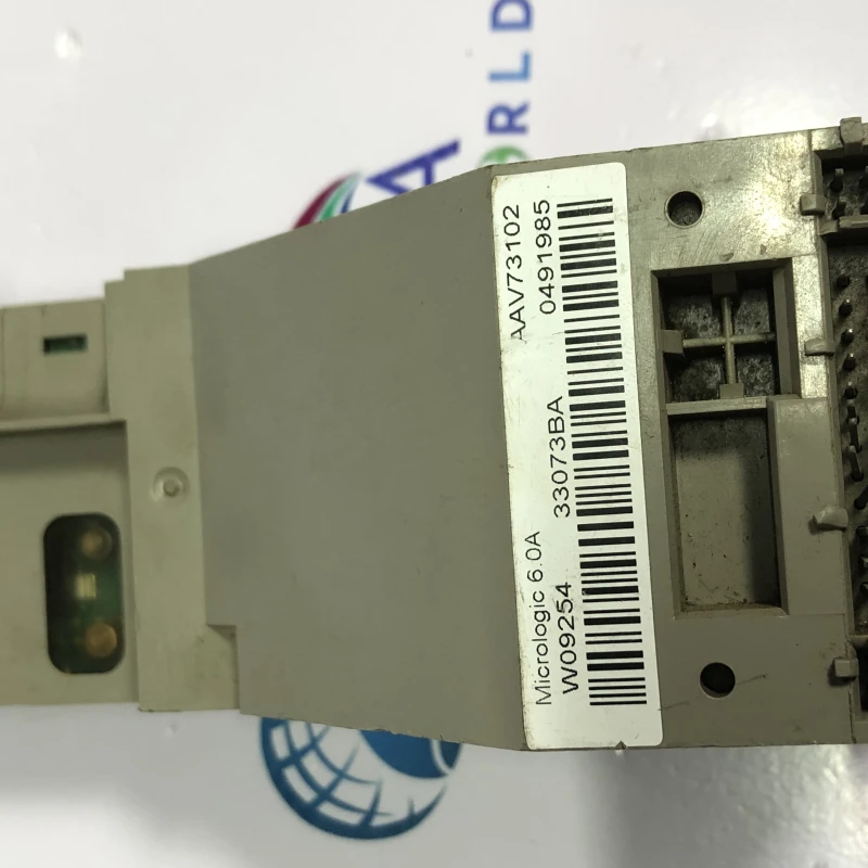 AAV73102 Schneider Electric MicroLogic Trip Unit thumbnail 7